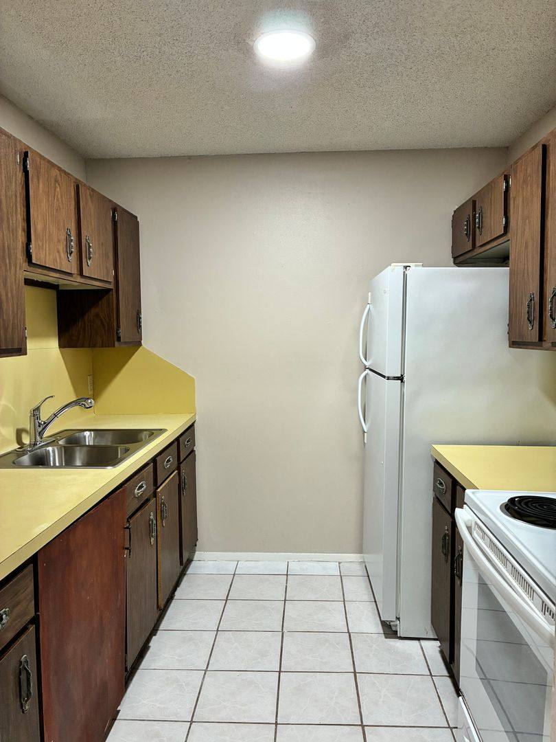 Apartment for rent at 2322 N 9th St, McAllen, TX 78501