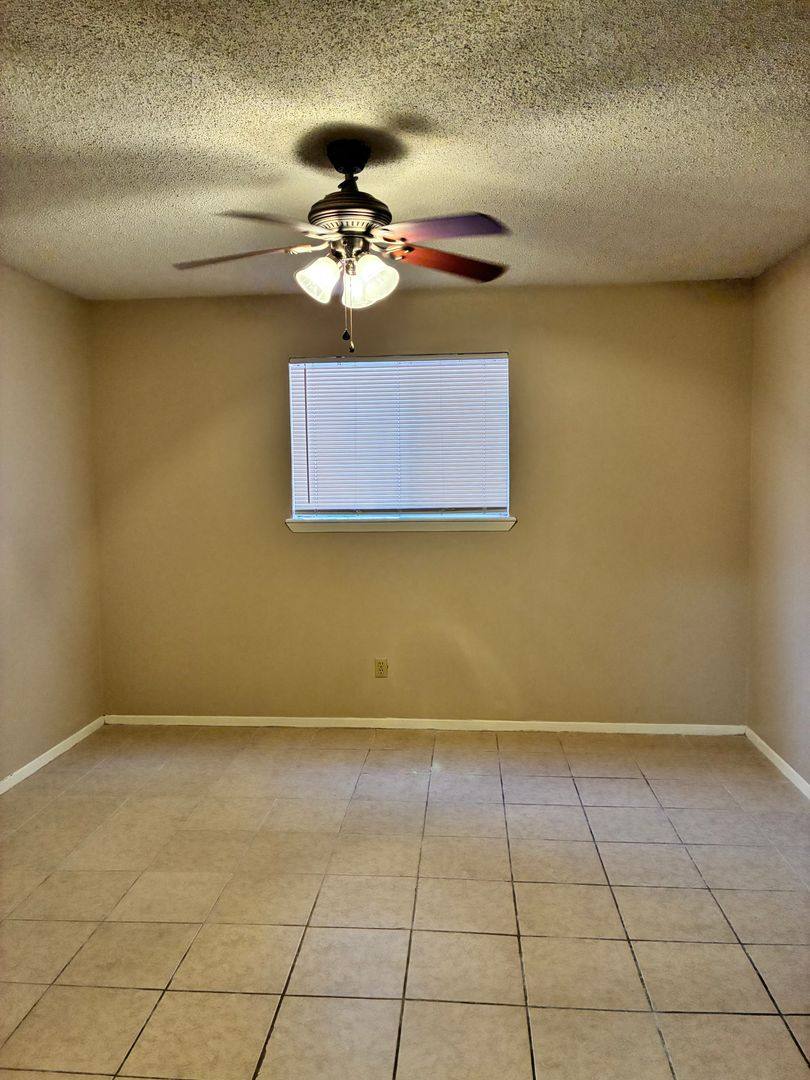 Apartment for rent at 2322 N 9th St, McAllen, TX 78501