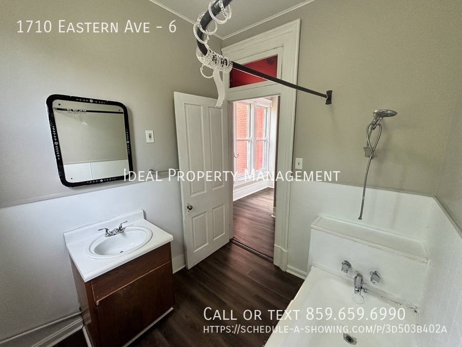 Apartment for rent at 1710 Eastern Ave #6, Covington, KY 41014