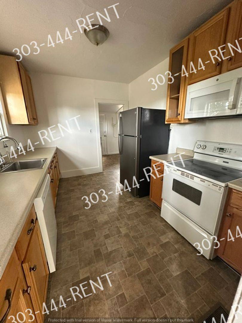 Apartment for rent at 1401 Ingalls St, Denver, CO 80214