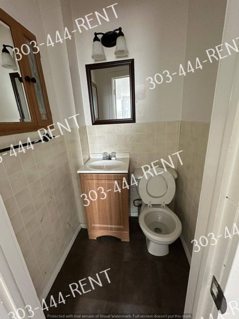 Apartment for rent at 1401 Ingalls St, Denver, CO 80214