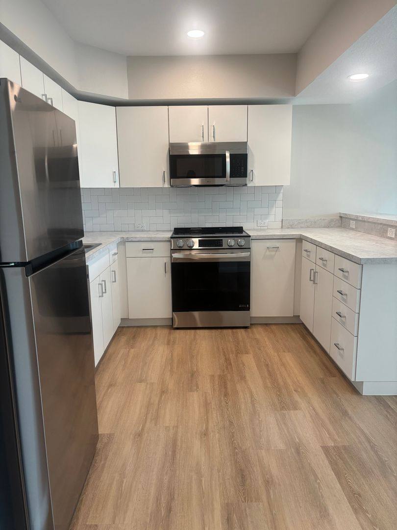 Apartment for rent at 179 S Havana Rd, Venice, FL 34292