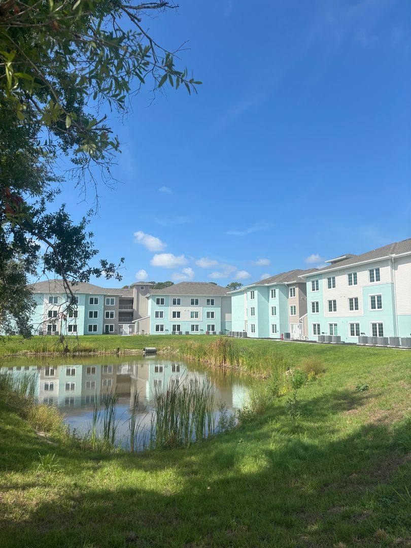 Apartment for rent at 179 S Havana Rd, Venice, FL 34292