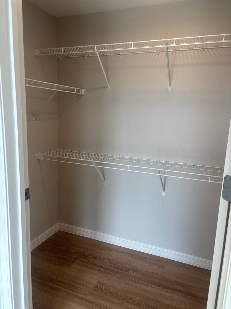 Apartment for rent at 179 S Havana Rd, Venice, FL 34292