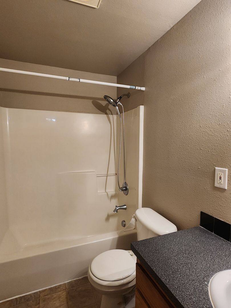 Apartment for rent at 204 N Harrison St, Newberg, OR 97132