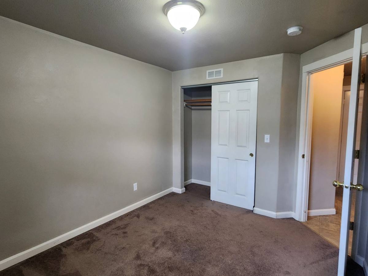 Apartment for rent at 204 N Harrison St, Newberg, OR 97132