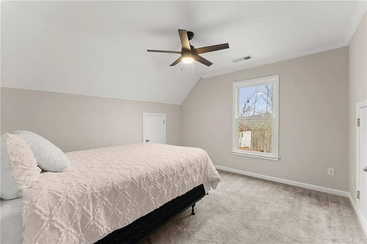 House for rent at 5987 Wellington Ave, Gainesville, GA 30506