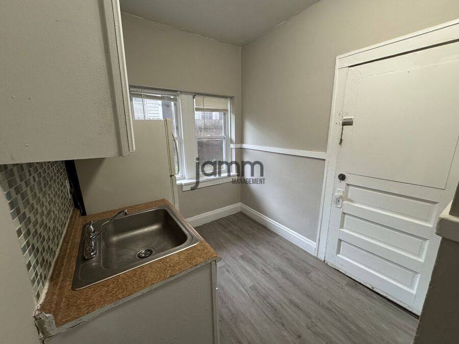 Apartment for rent at 3438 Bosworth Rd #7, Cleveland, OH 44111