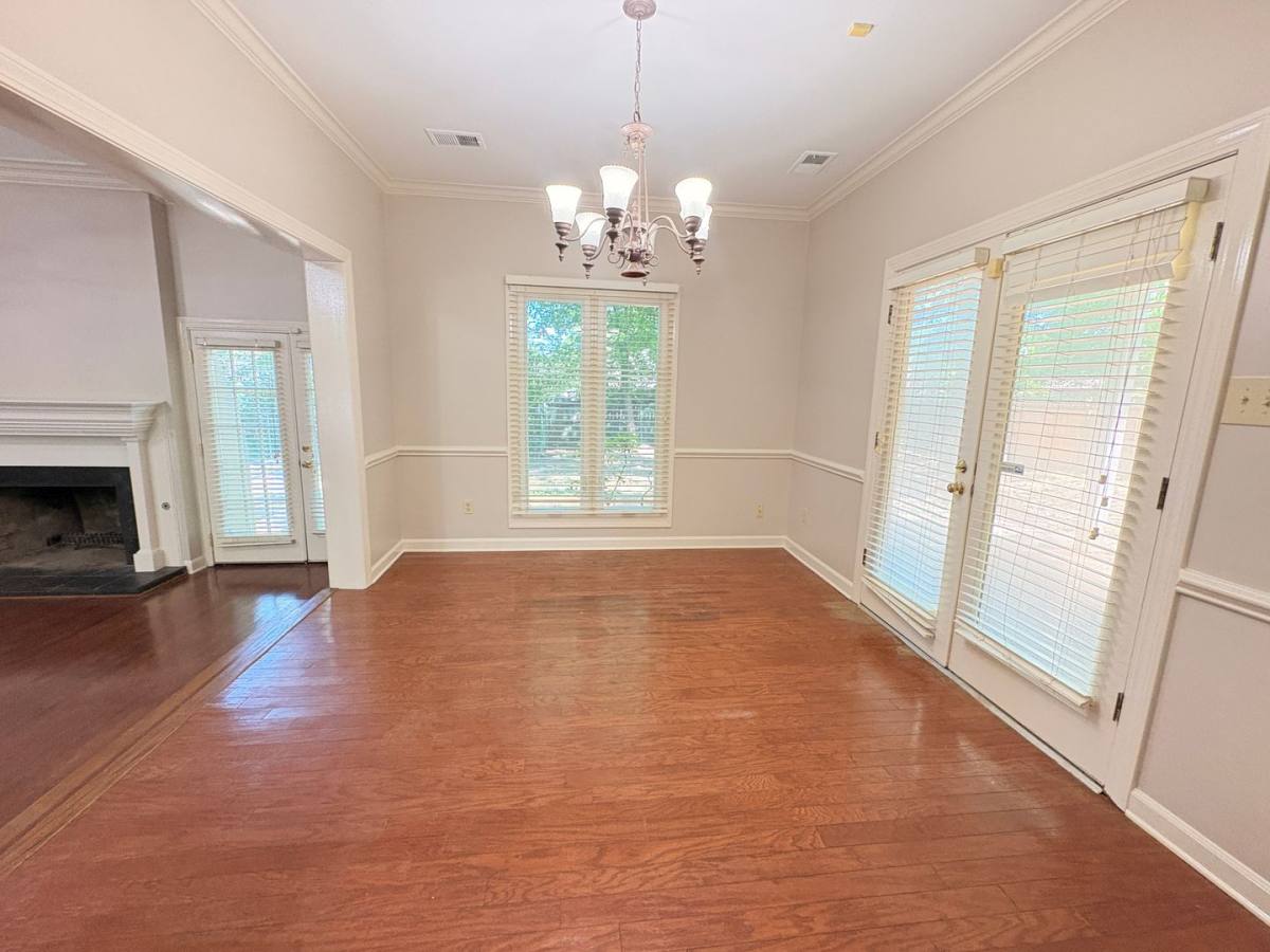 House for rent at 1703 Bryn Mawr Cove, Germantown, TN 38138