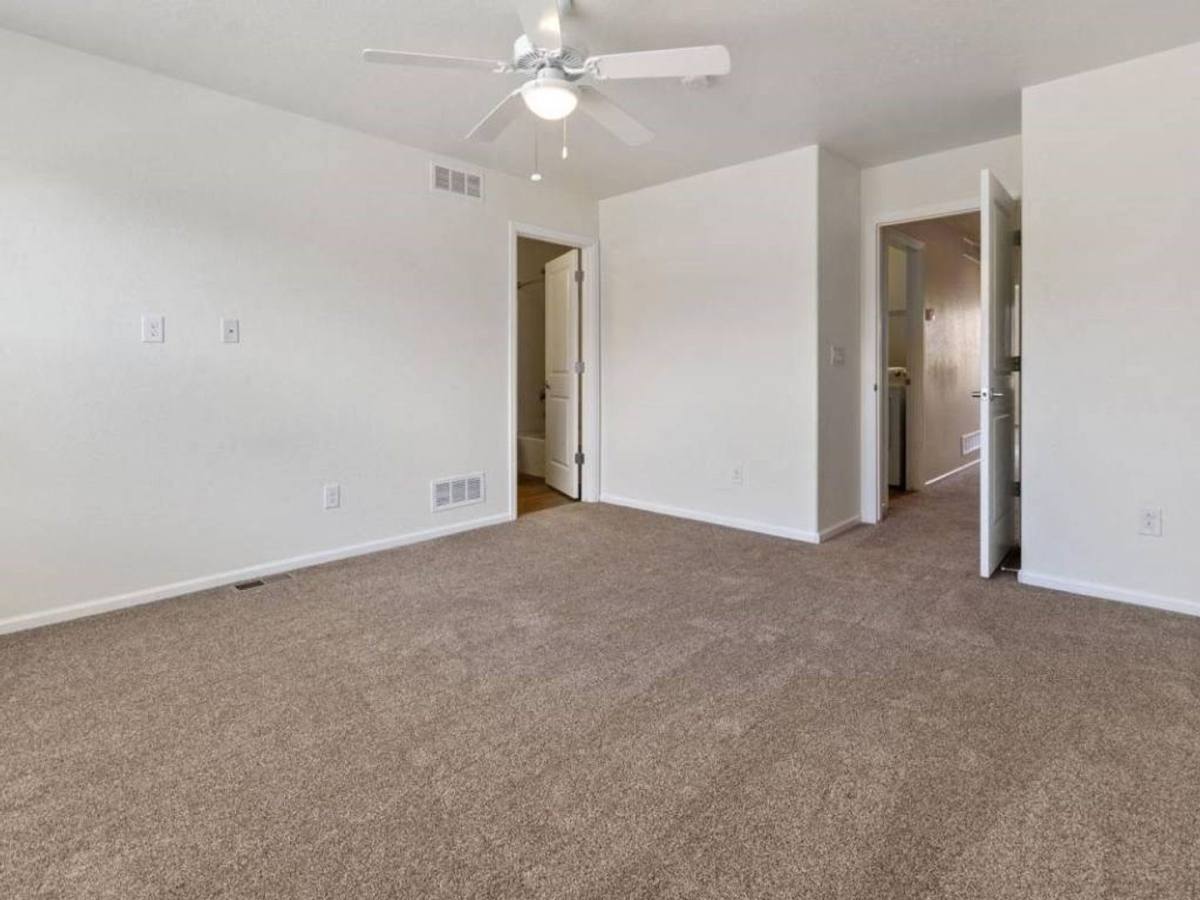 Townhouse for rent at 9498 E 109th Dr, Henderson, CO 80640