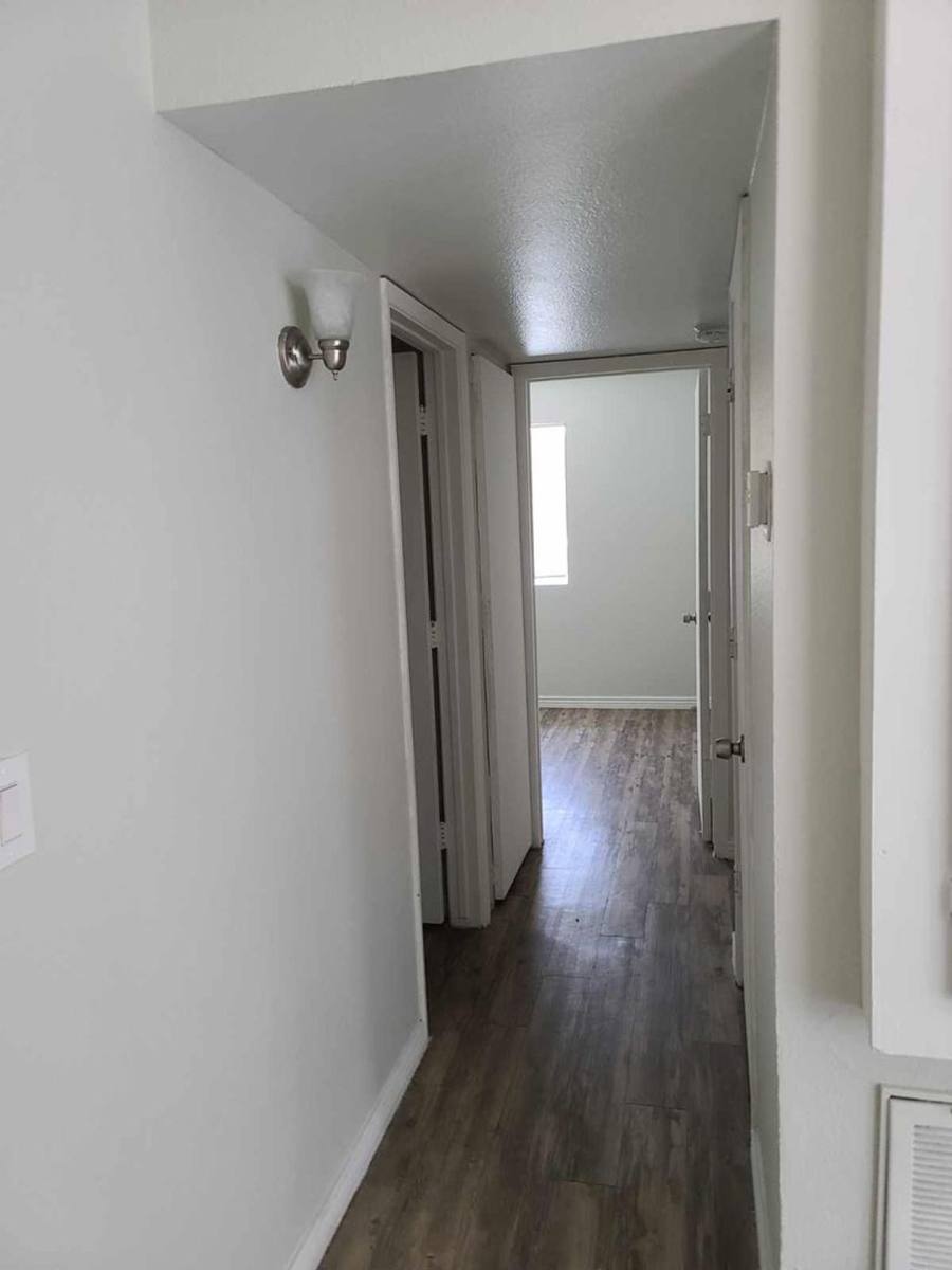 Apartment for rent at 2424 E Grandview Rd, Phoenix, AZ 85032