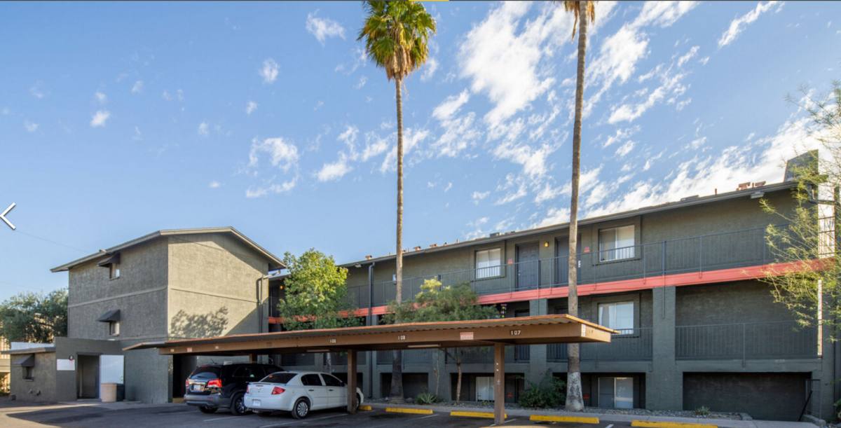 Apartment for rent at 2424 E Grandview Rd, Phoenix, AZ 85032