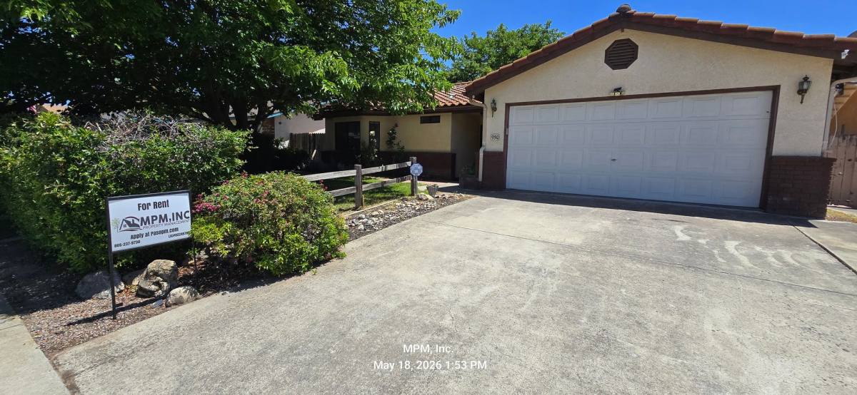 House for rent at 950 Player Lane, Paso Robles, CA 93446