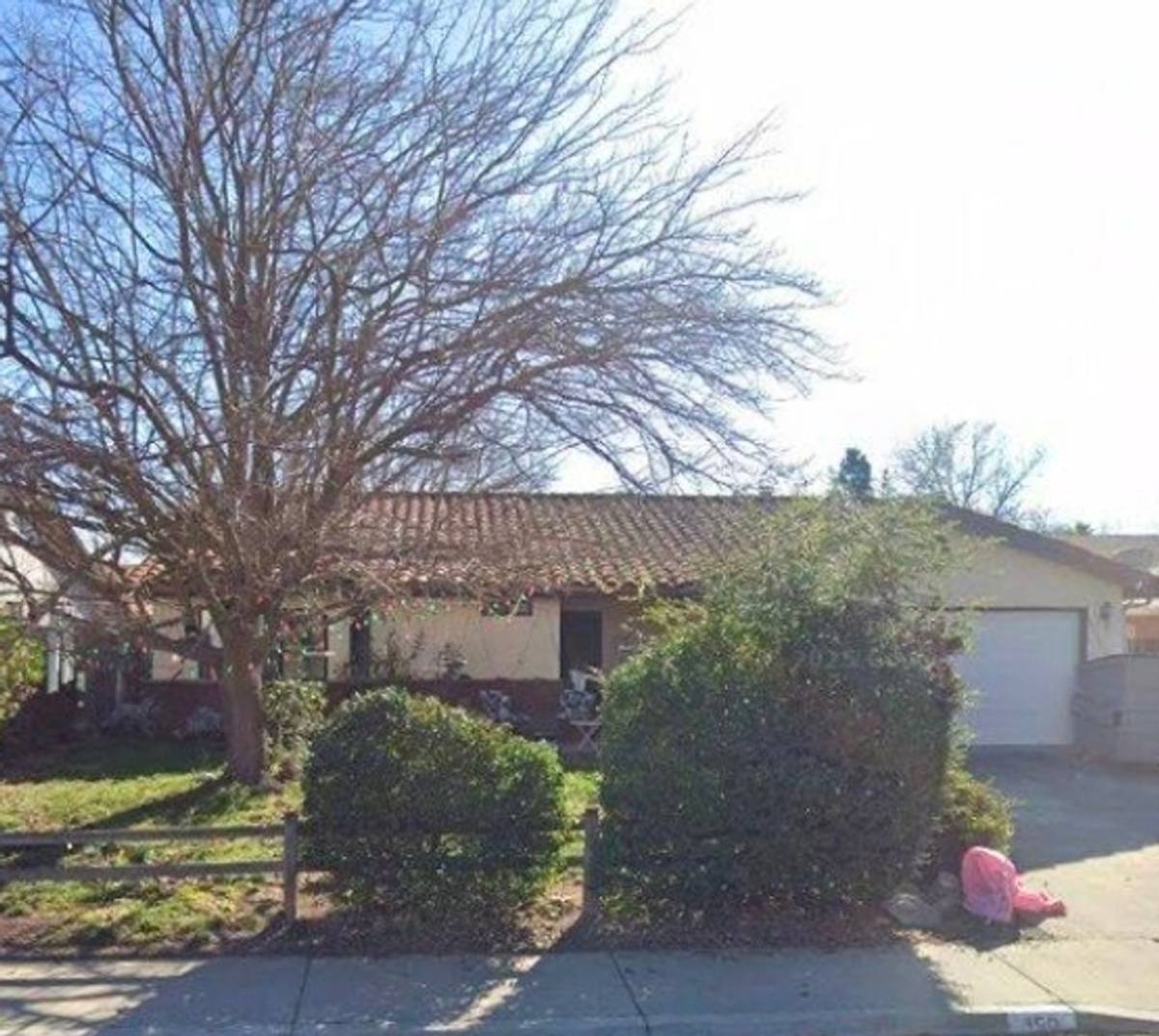 House for rent at 950 Player Lane, Paso Robles, CA 93446