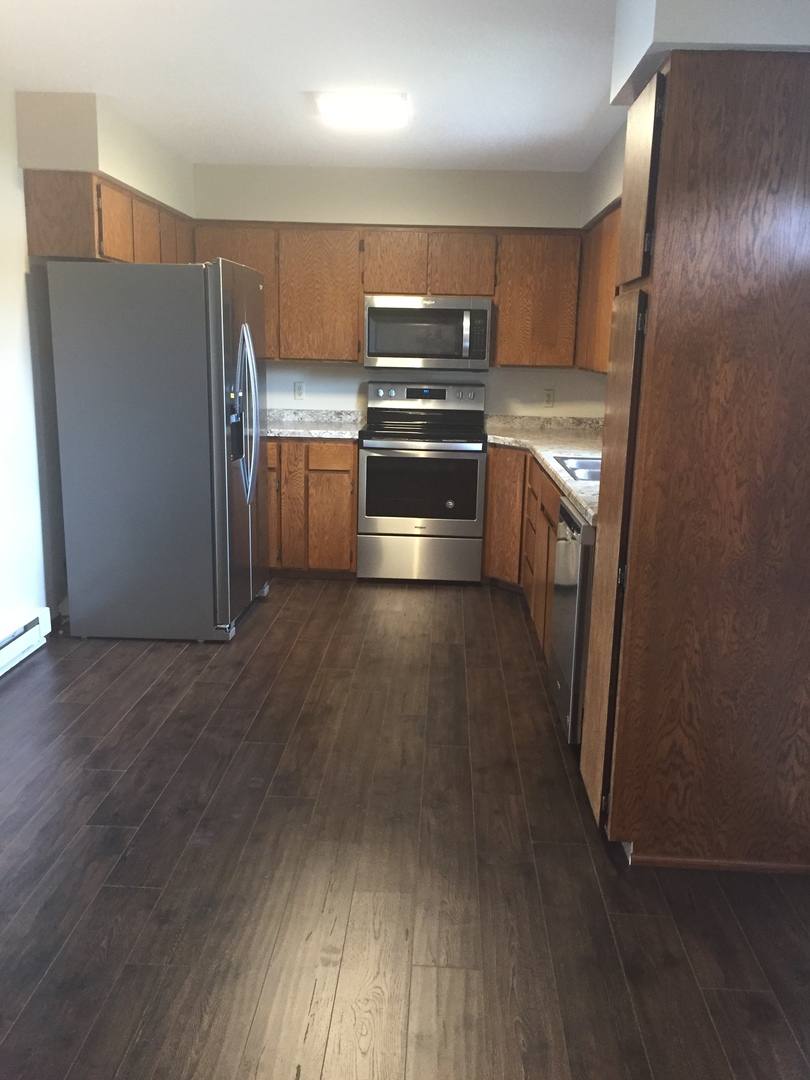 Townhouse for rent at 1126 B Expansion Dr, Hazen, ND 58545