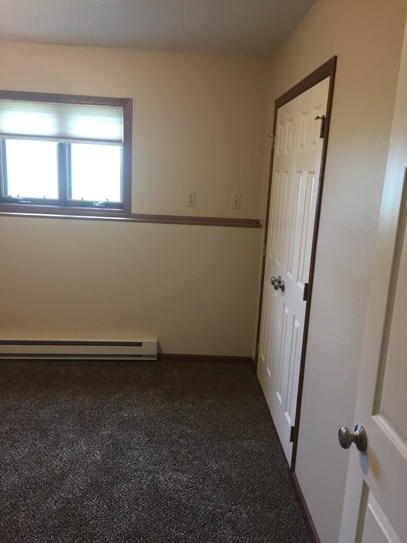 Townhouse for rent at 1126 B Expansion Dr, Hazen, ND 58545