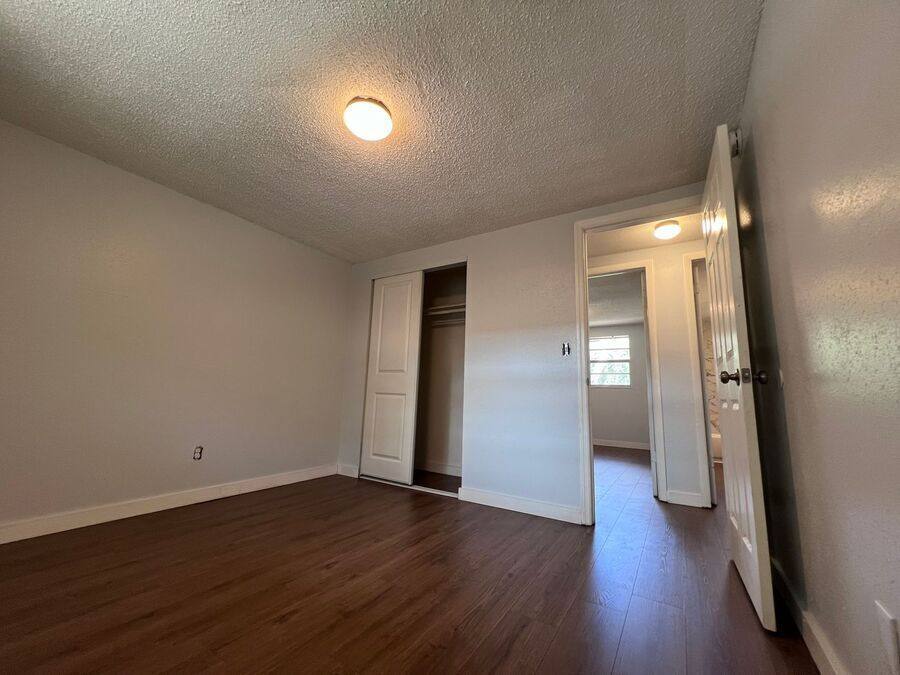 Apartment for rent at 9314 Eastfield Rd #B, Thonotosassa, FL 33592
