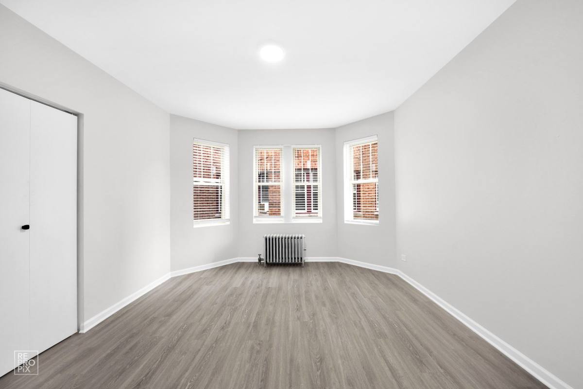 Apartment for rent at 735-49 N Austin, Chicago, IL 60644