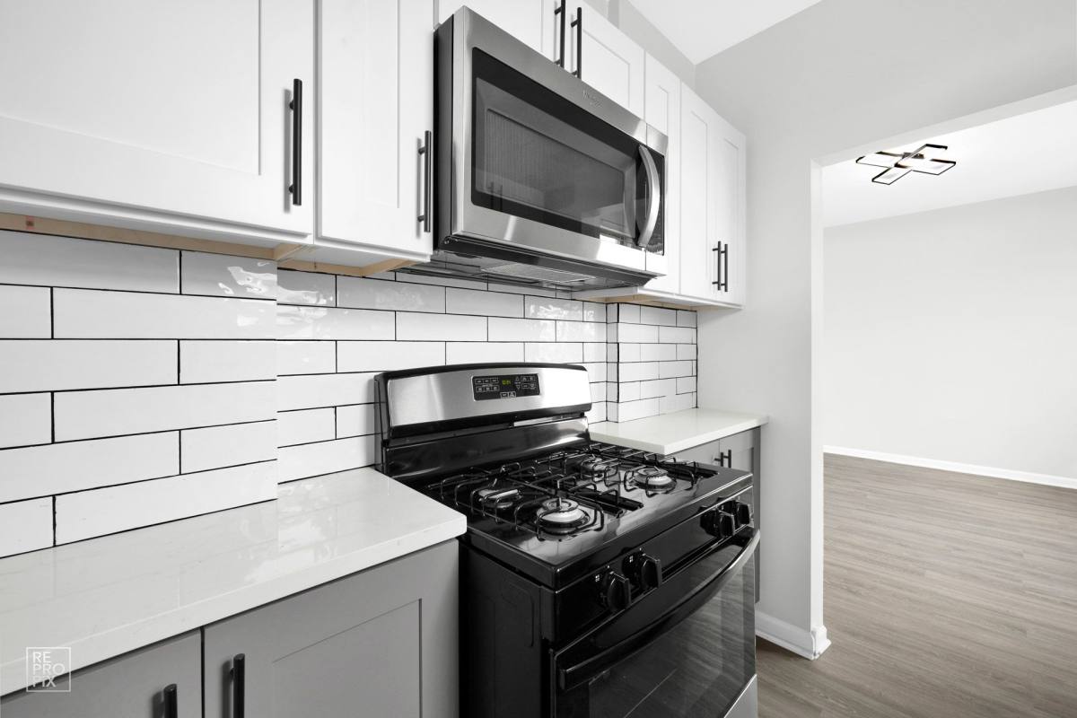 Apartment for rent at 735-49 N Austin, Chicago, IL 60644