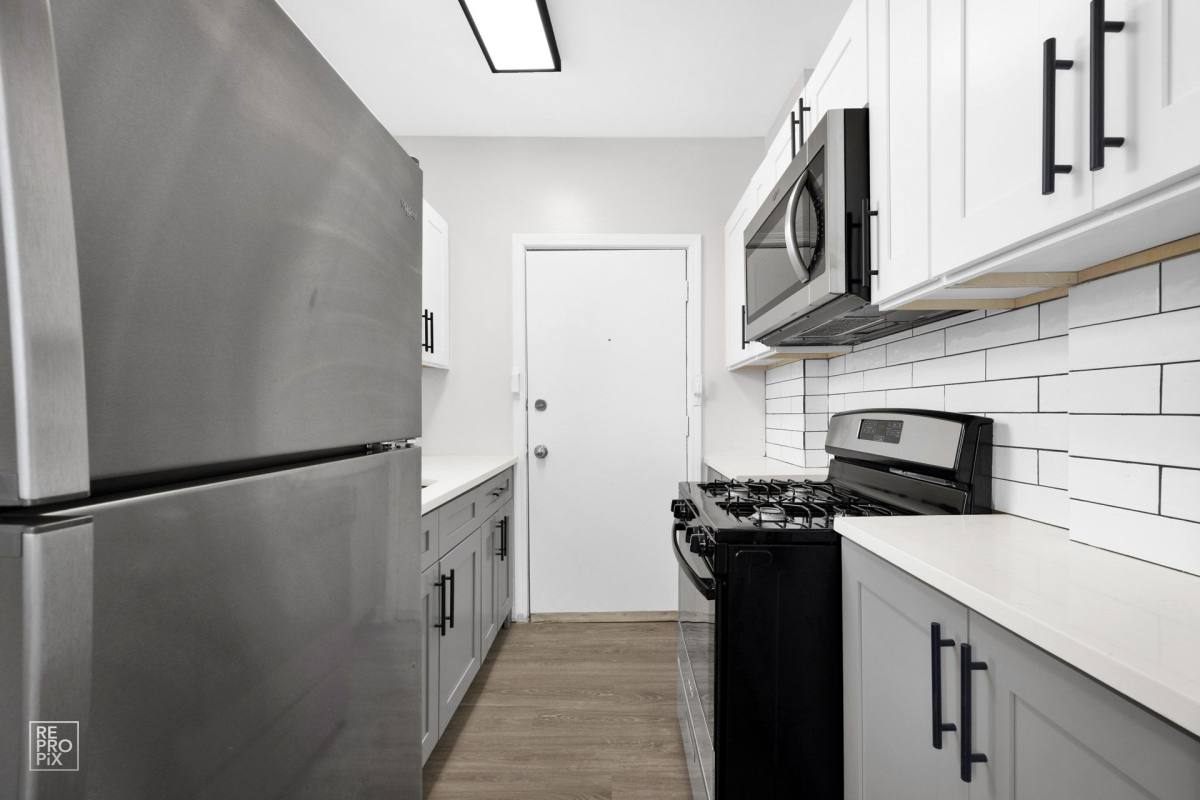 Apartment for rent at 735-49 N Austin, Chicago, IL 60644