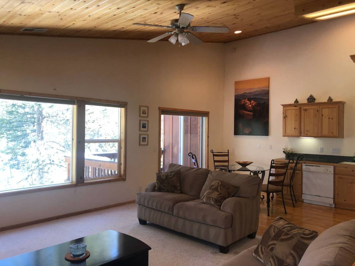 Condo for rent at 11333 Northwoods, Truckee, CA 96161