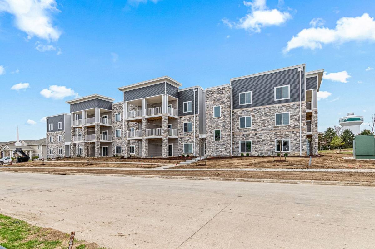 Condo for rent at 560 Madison Ave, North Liberty, IA 52317