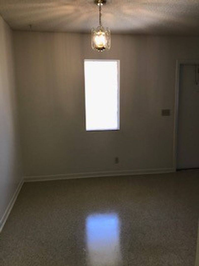 Apartment for rent at 525 Kirk Rd, West Palm Beach, FL 33406