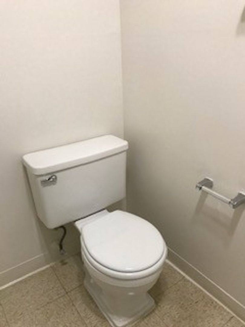 Apartment for rent at 525 Kirk Rd, West Palm Beach, FL 33406