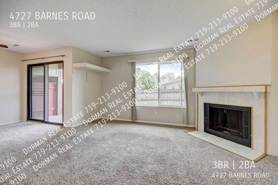 Townhouse for rent at 4727 Barnes Rd, Colorado Springs, CO 80917