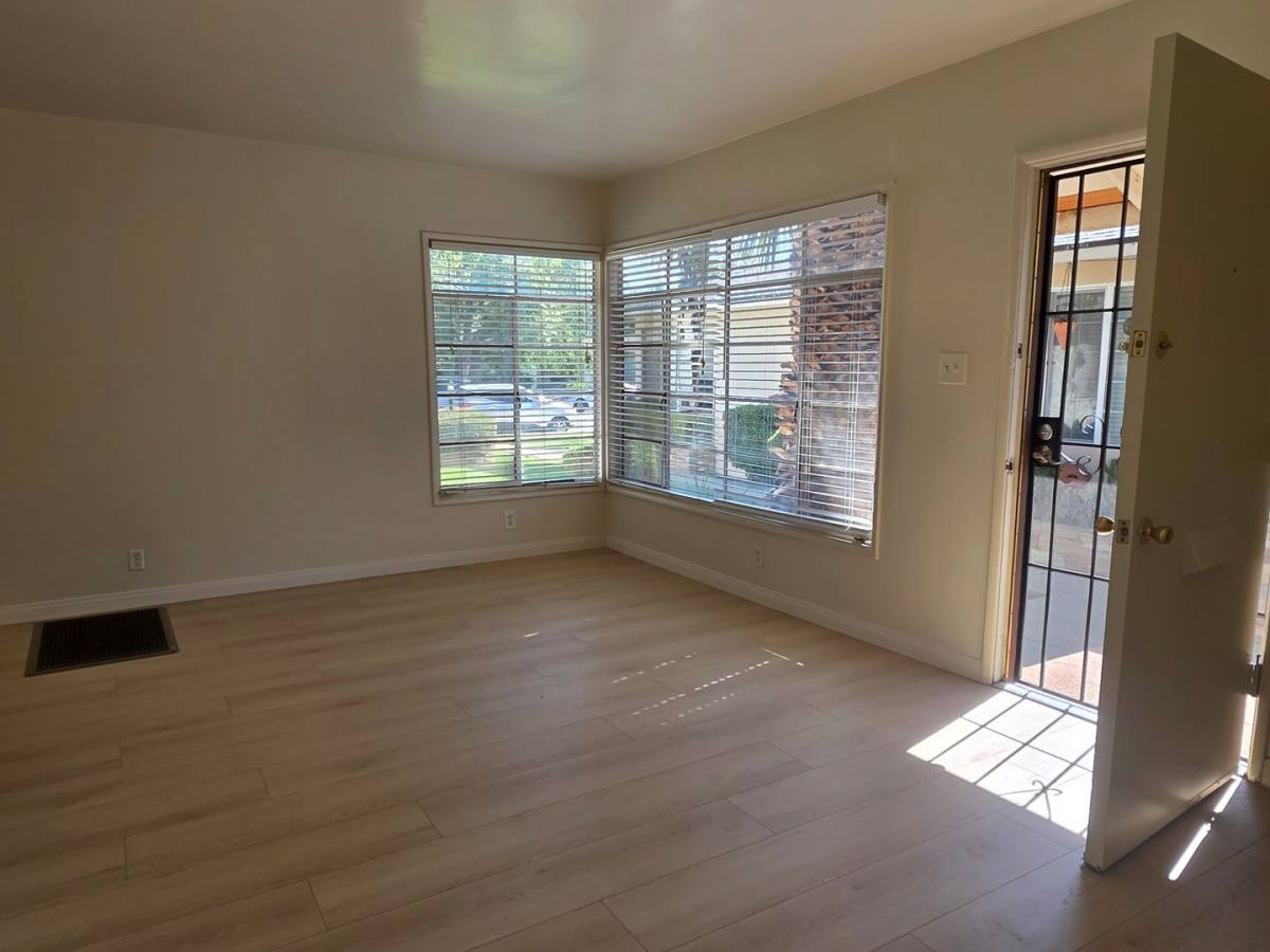 Apartment for rent at 2904 Sunset Ave, Bakersfield, CA 93304