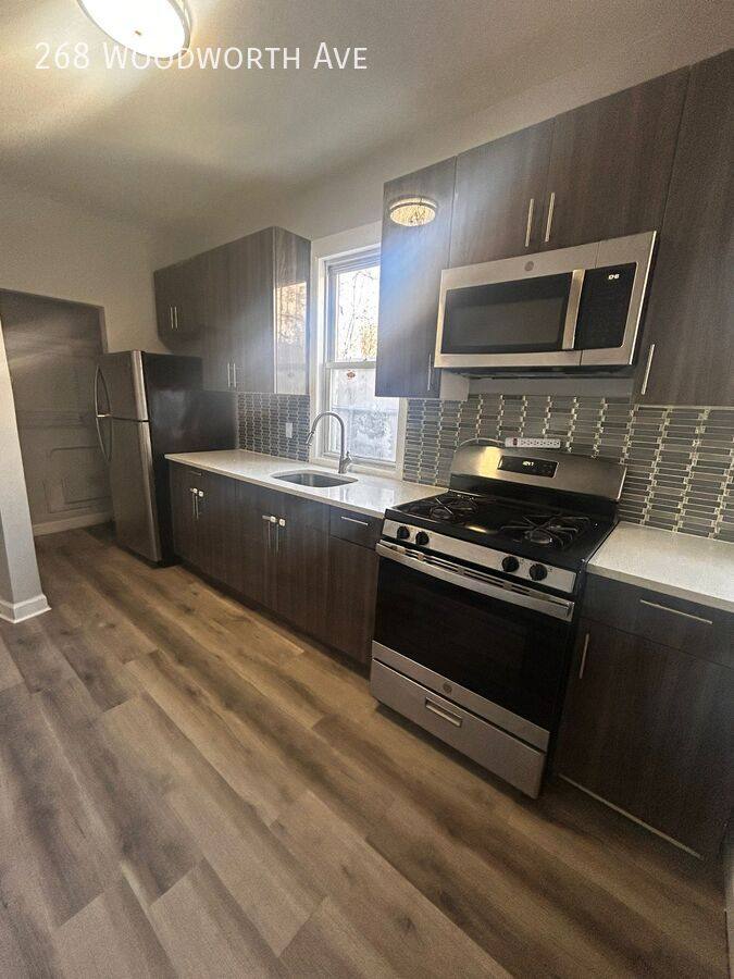 Apartment for rent at 268 Woodworth Ave, Yonkers, NY 10701