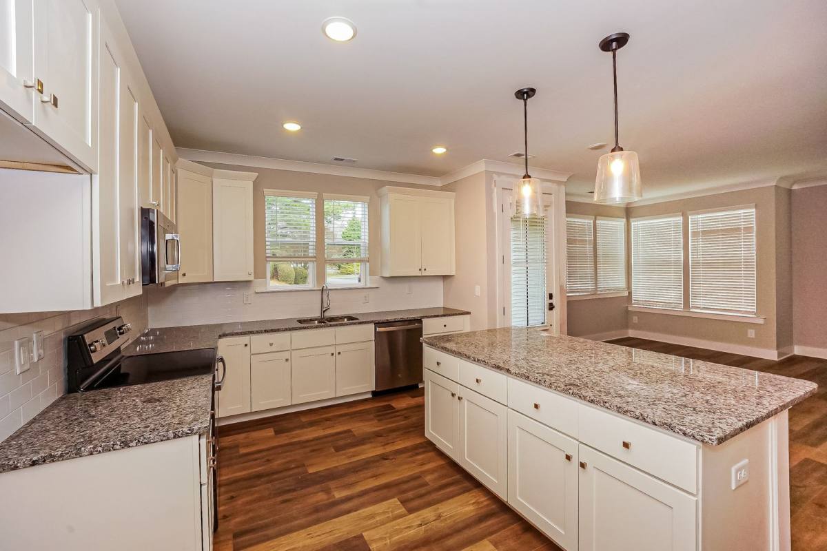 Townhouse for rent at 143 Carriage Club Dr, Mooresville, NC 28117