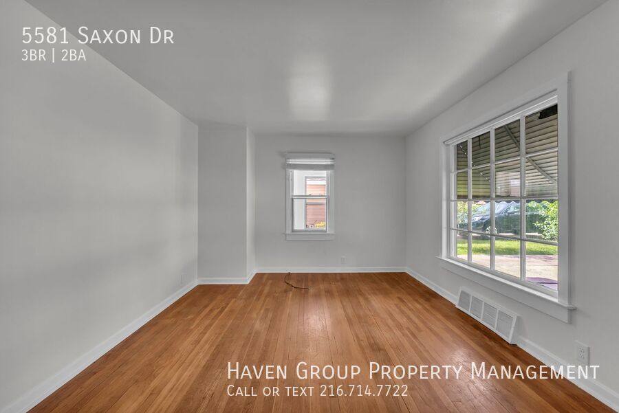 House for rent at 5581 Saxon Dr, Cleveland, OH 44125