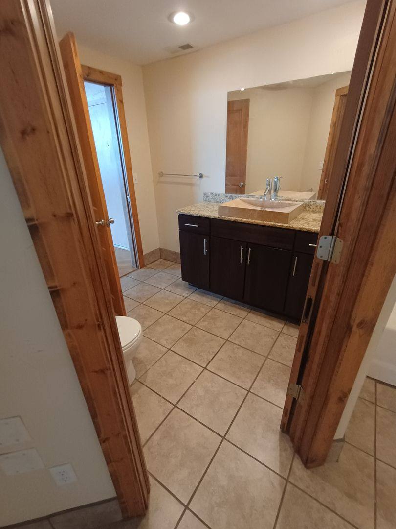 Apartment for rent at 213 W Olive, Springfield, MO 65806