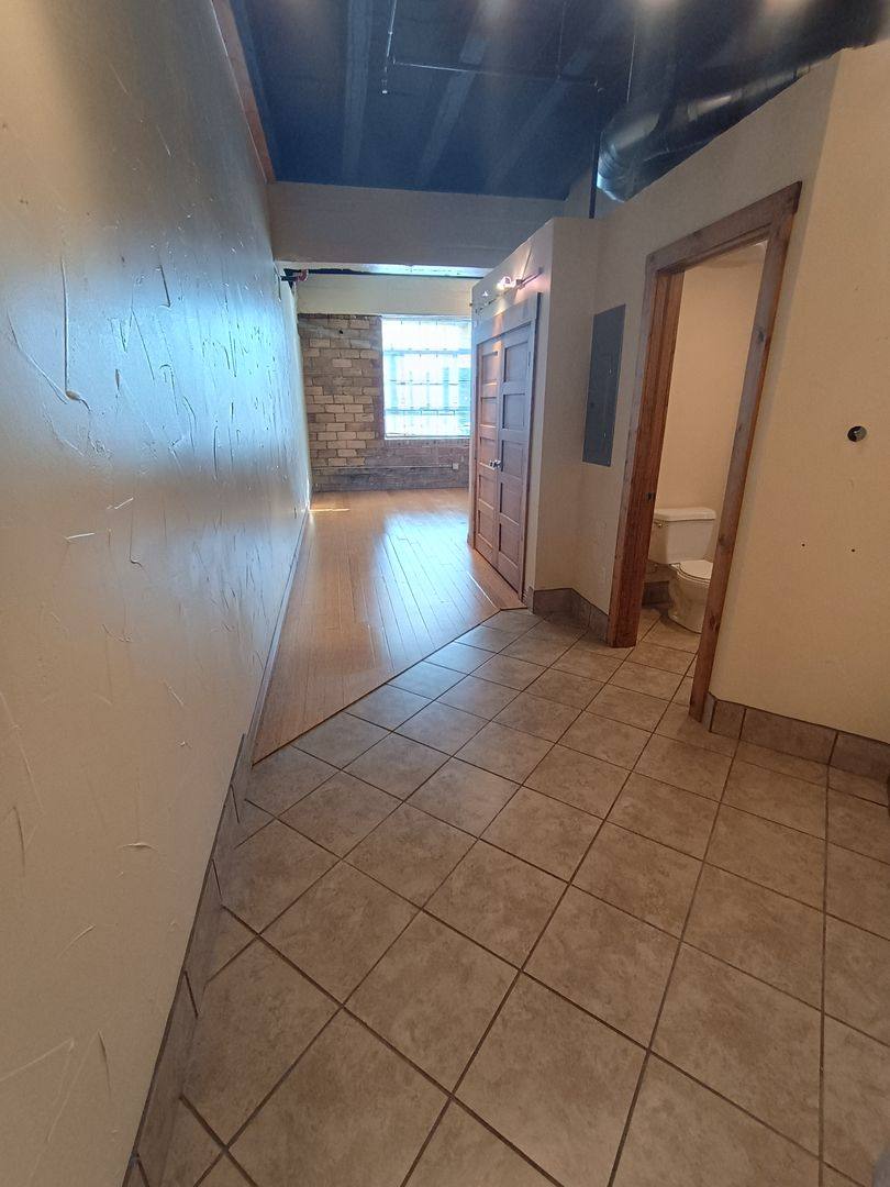 Apartment for rent at 213 W Olive, Springfield, MO 65806