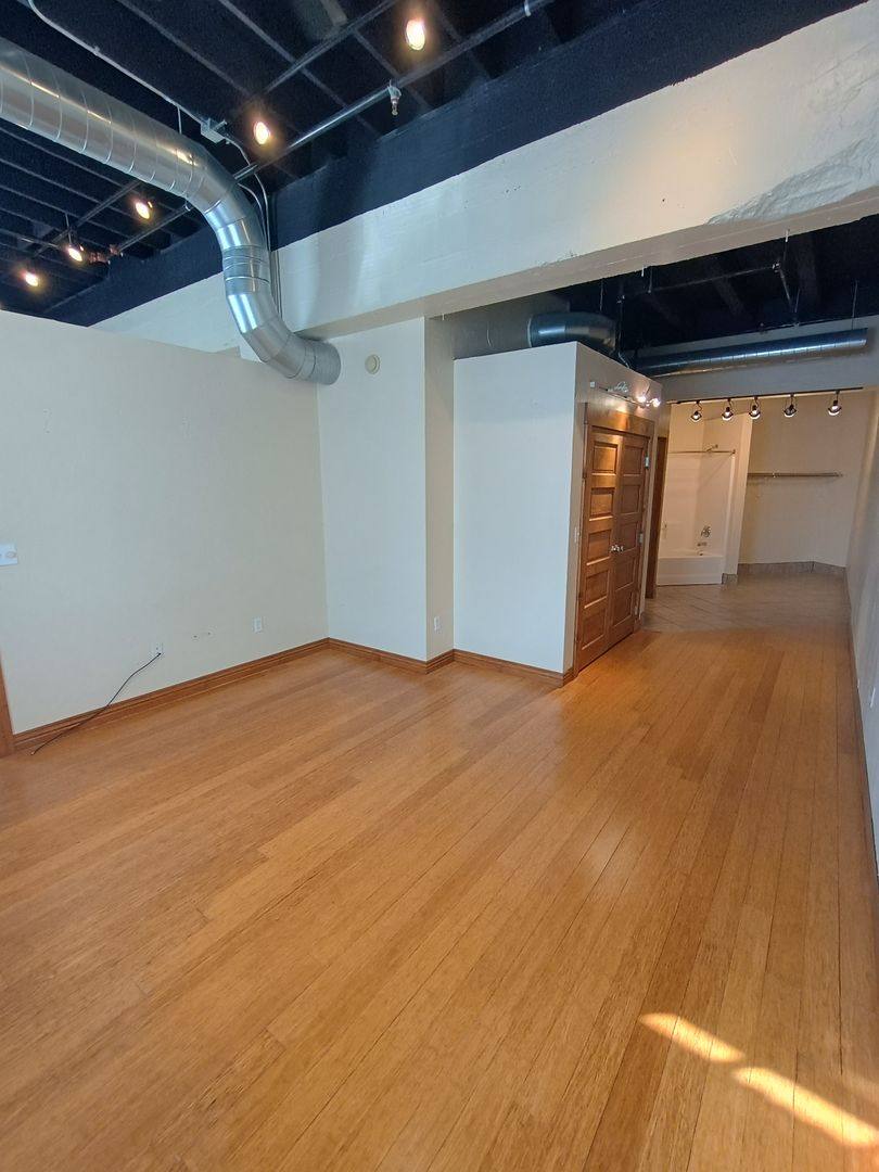 Apartment for rent at 213 W Olive, Springfield, MO 65806