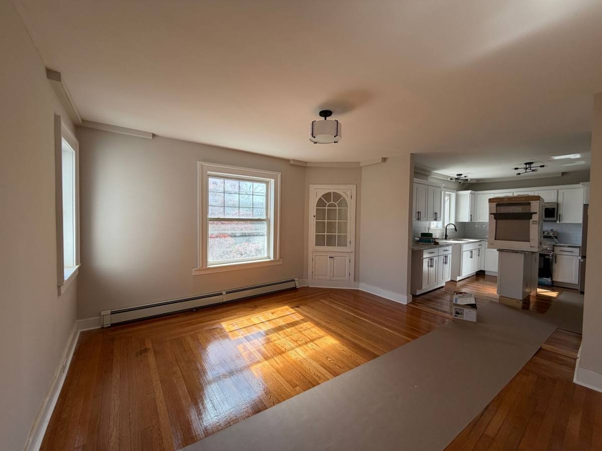 Apartment for rent at 271 Elm St, West Haven, CT 06516