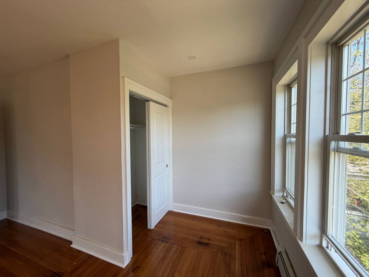 Apartment for rent at 271 Elm St, West Haven, CT 06516