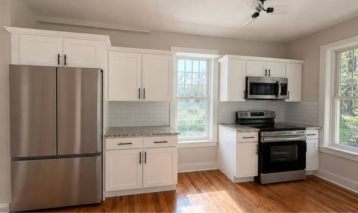 Apartment for rent at 271 Elm St, West Haven, CT 06516