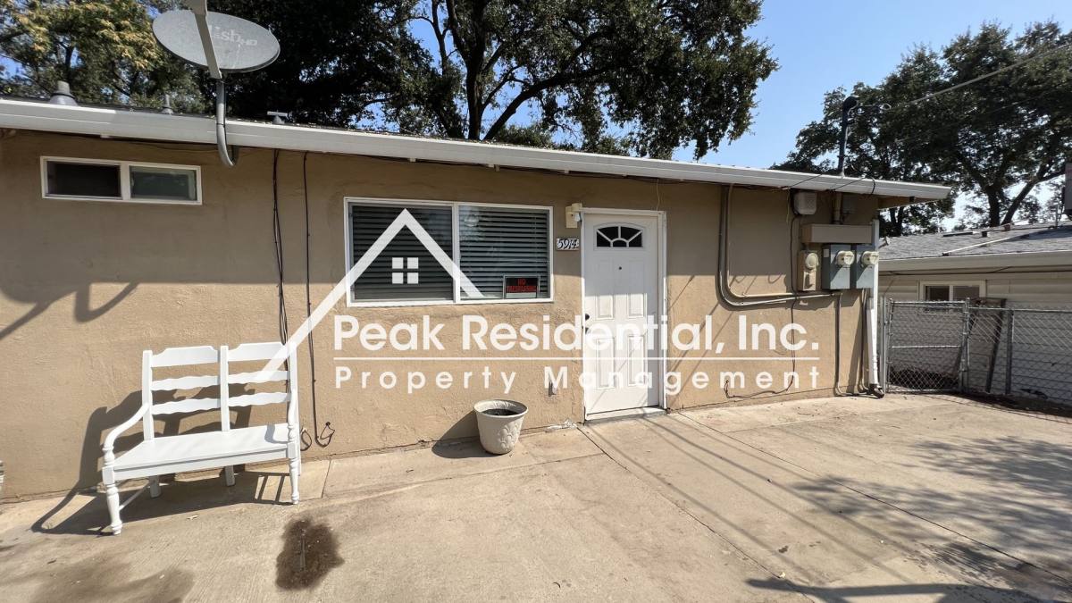House for rent at 5914 Del Campo Lane, Carmichael, CA 95608
