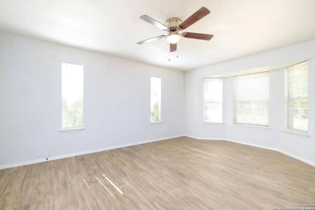 House for rent at 5915 Gabor Dr, San Antonio, TX 78240