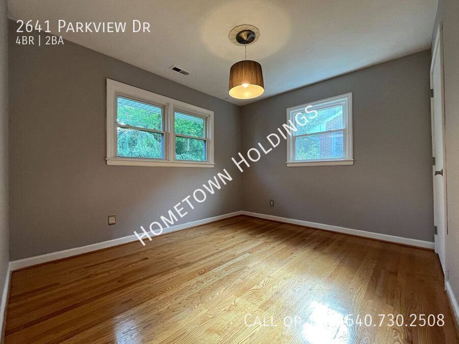 House for rent at 2641 Parkview Dr, Vinton, VA 24179