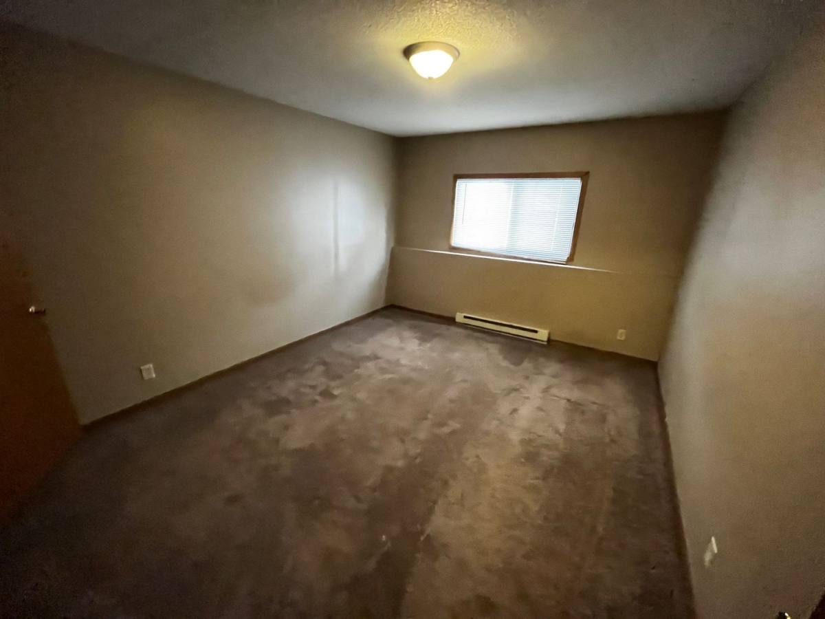 Apartment for rent at 612 Saxonwood Rd, Altoona, WI 54720