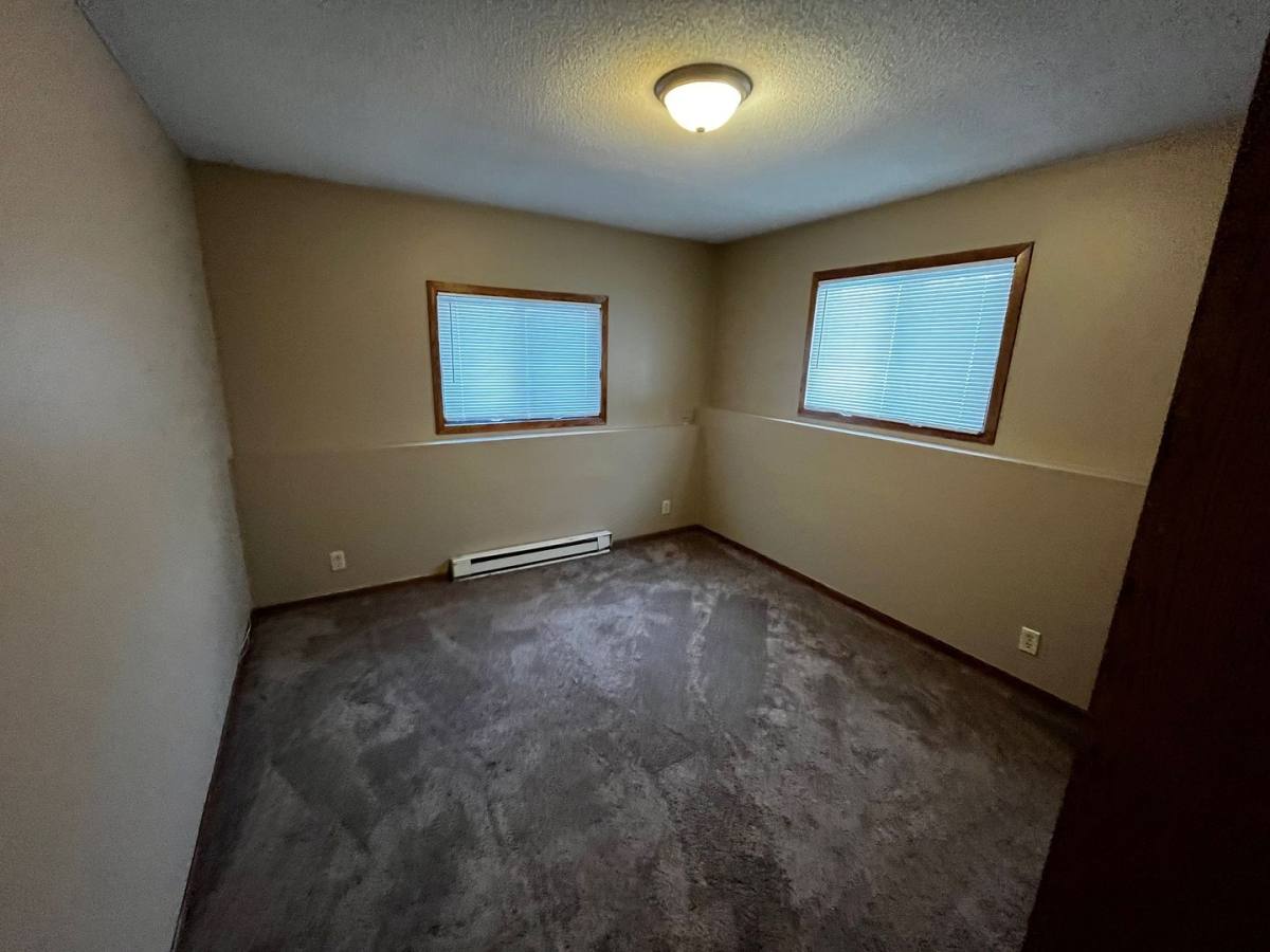 Apartment for rent at 612 Saxonwood Rd, Altoona, WI 54720