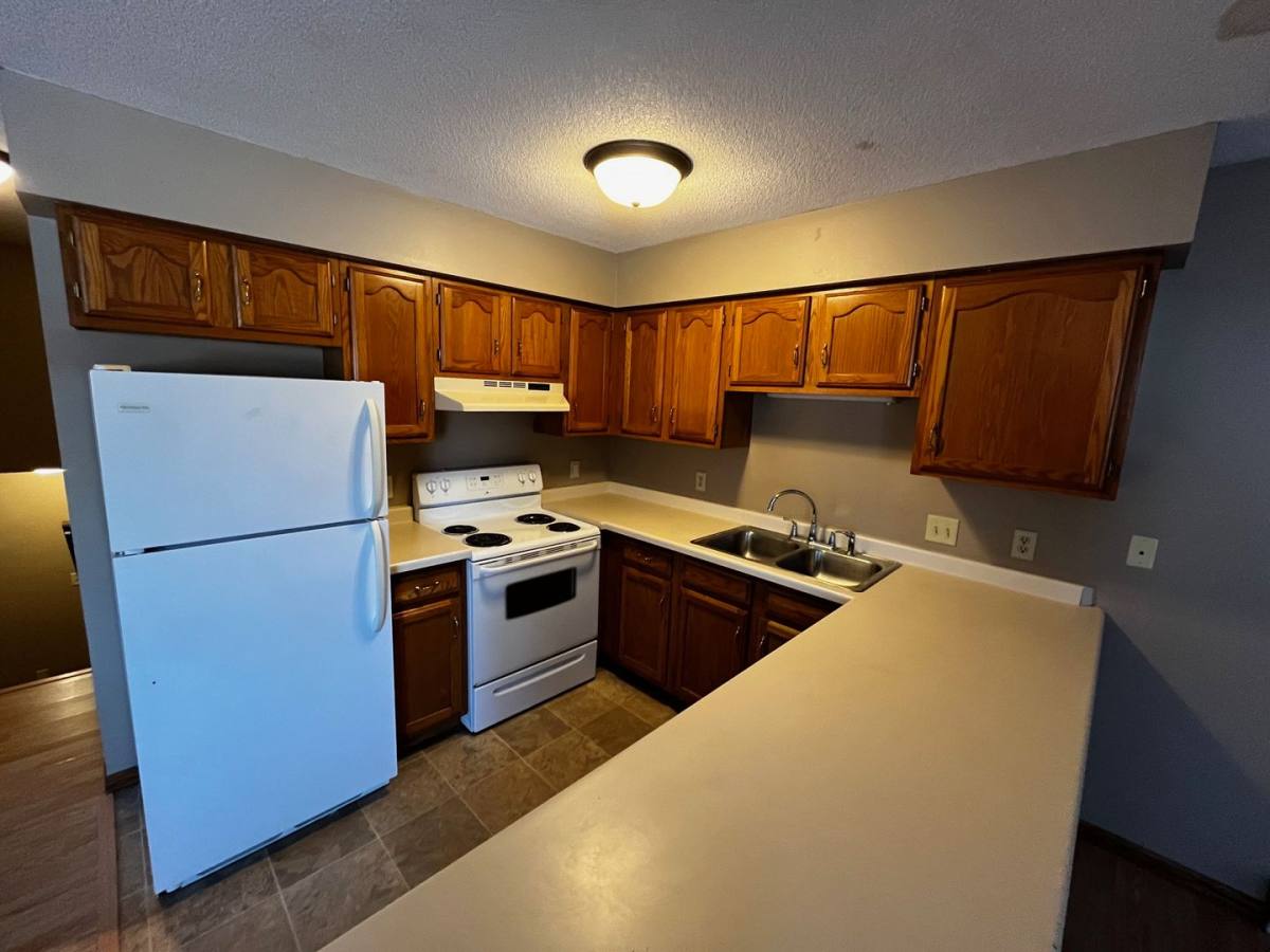Apartment for rent at 612 Saxonwood Rd, Altoona, WI 54720