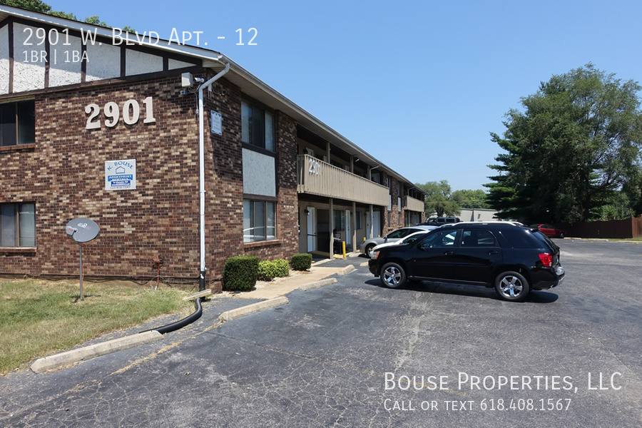 Apartment for rent at 2901 W Blvd #12, Belleville, IL 62221