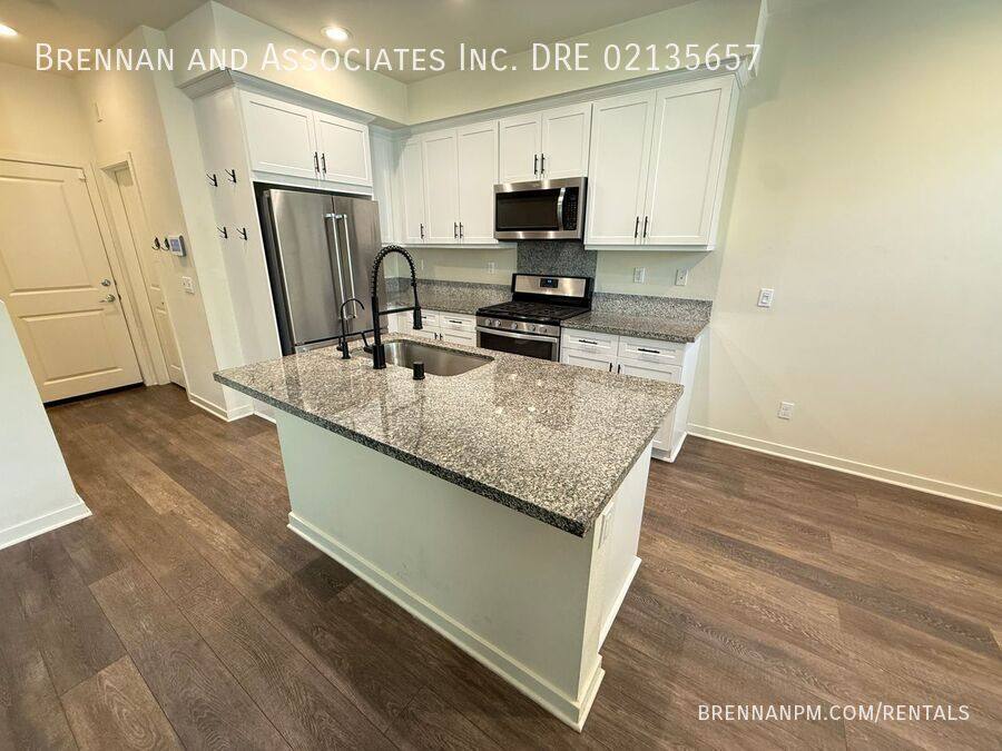 Townhouse for rent at 2024 Foxtrot Loop #3, Chula Vista, CA 91915