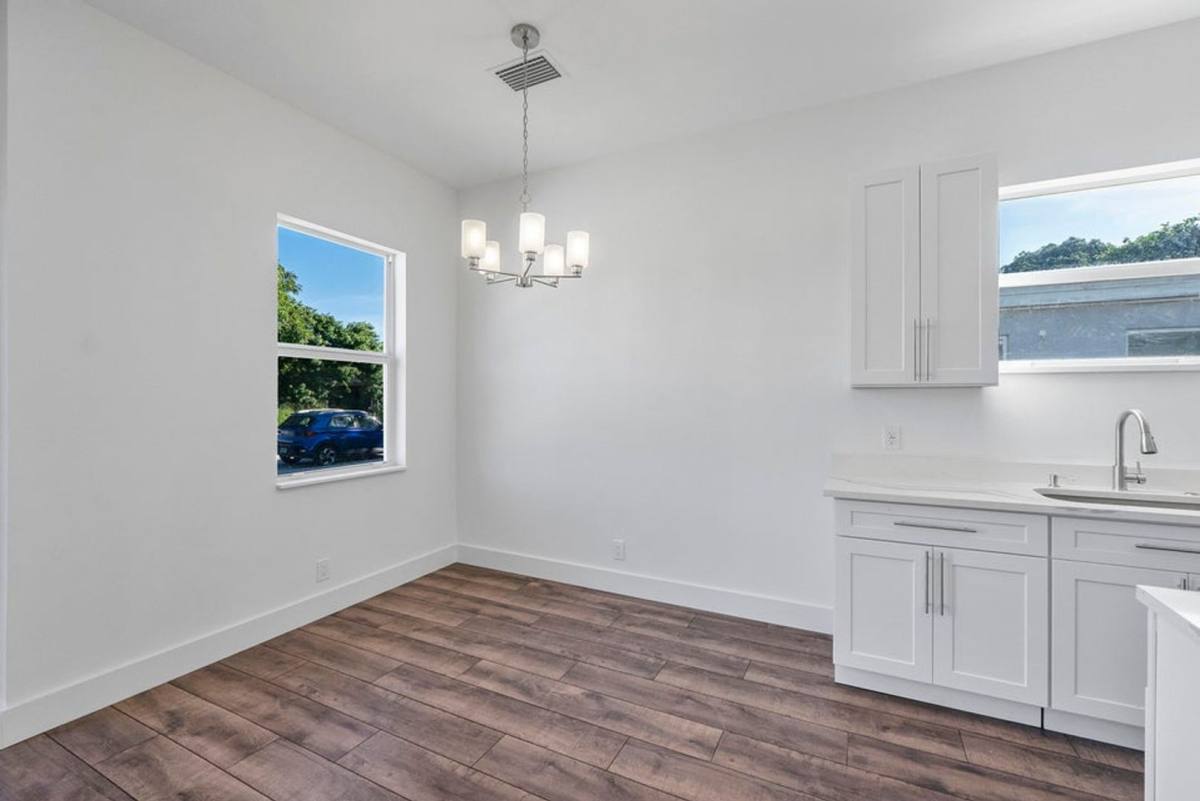 House for rent at 1573 W 16th St, West Palm Beach, FL 33404