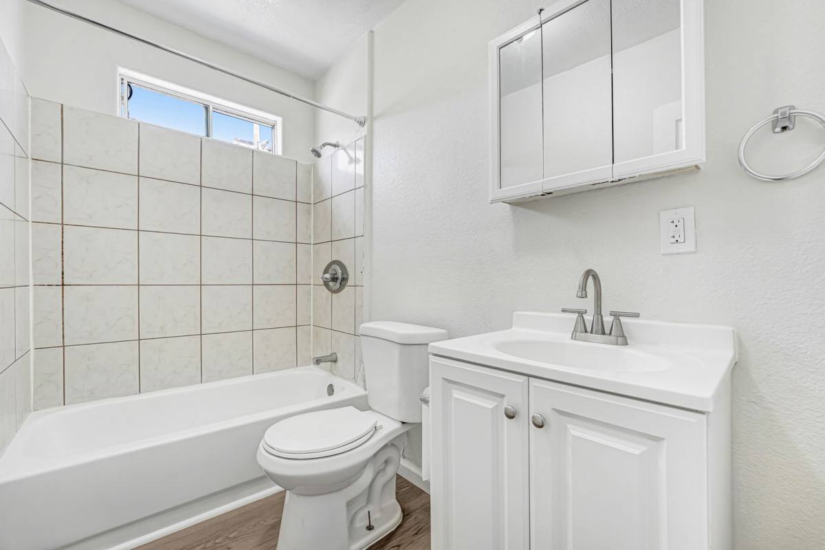 Apartment for rent at 113 California Ave, Montebello, CA 90640
