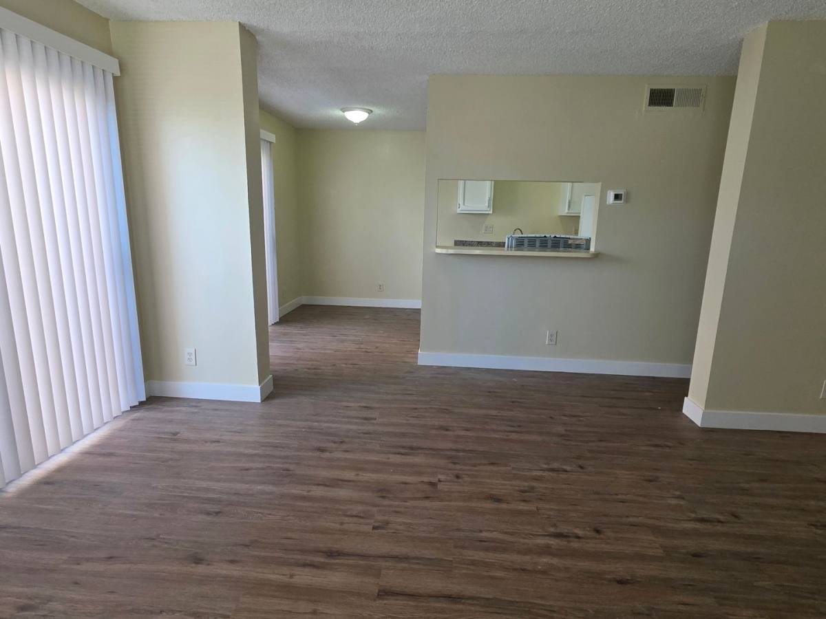 Apartment for rent at 3700 Soranno Ave, Bakersfield, CA 93309